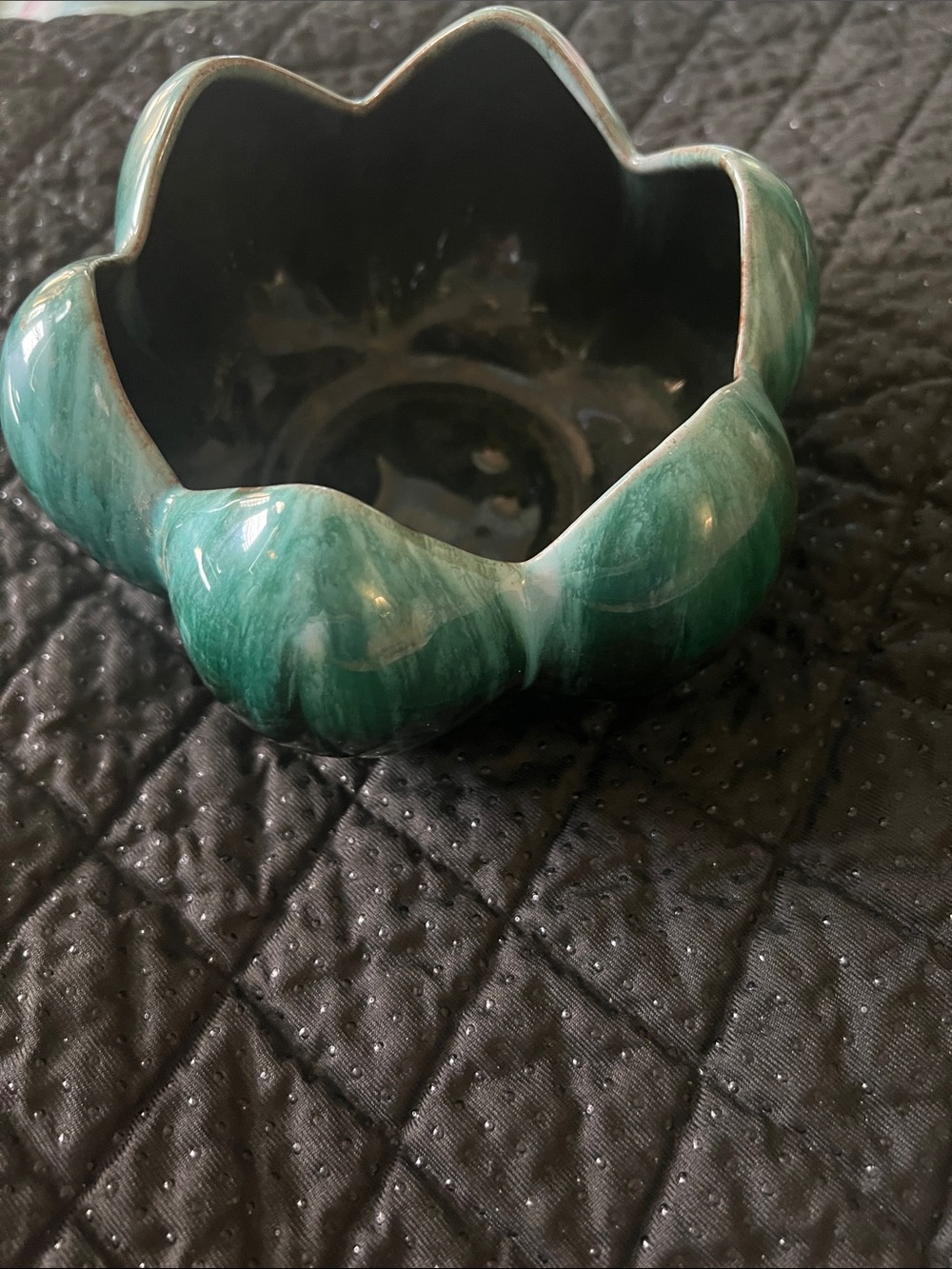 Vintage Blue Mountain Pottery Green Drip Glaze Lotus Bowl